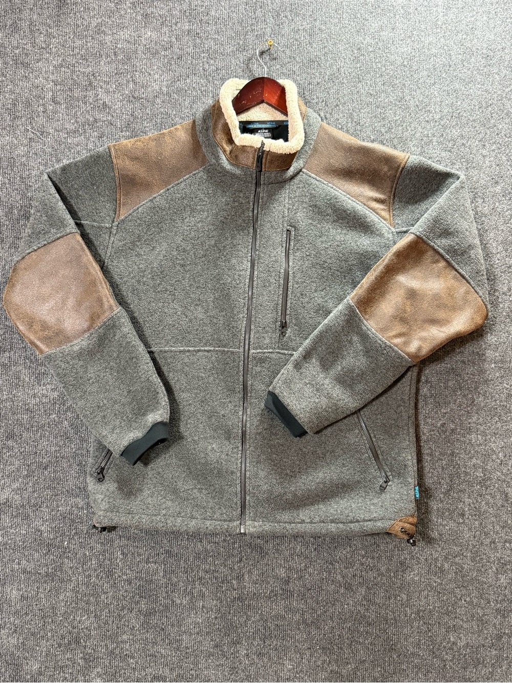 KÜHL Alpenwurx Men’s XL Fleece Jacket Gray Brown Full Zip Outdoor Thumbholes